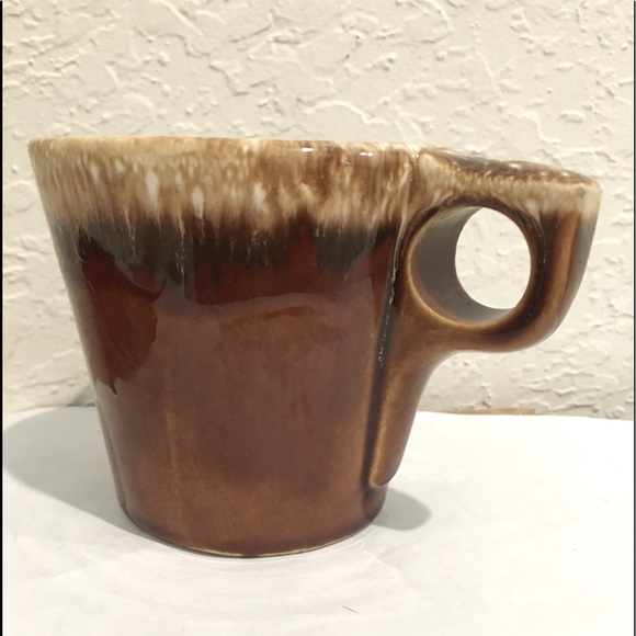 SOLD! HULL POTTERY OVENPROOF USA BROWN DRIP Mug D HANDLE - Picture 1 of 8